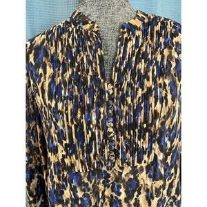 Chicos half button pleated bib tunic